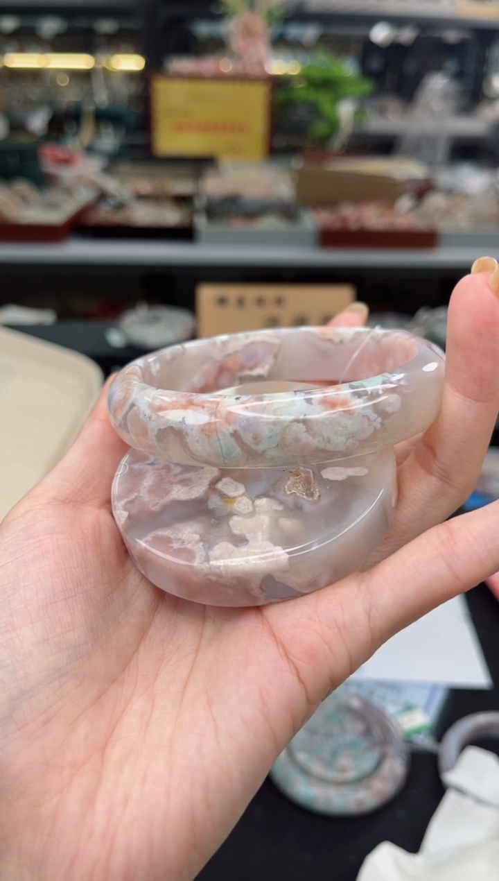 【闪购商品】石英质玉手镯未镶嵌65圈口（赠品镯心）S9938