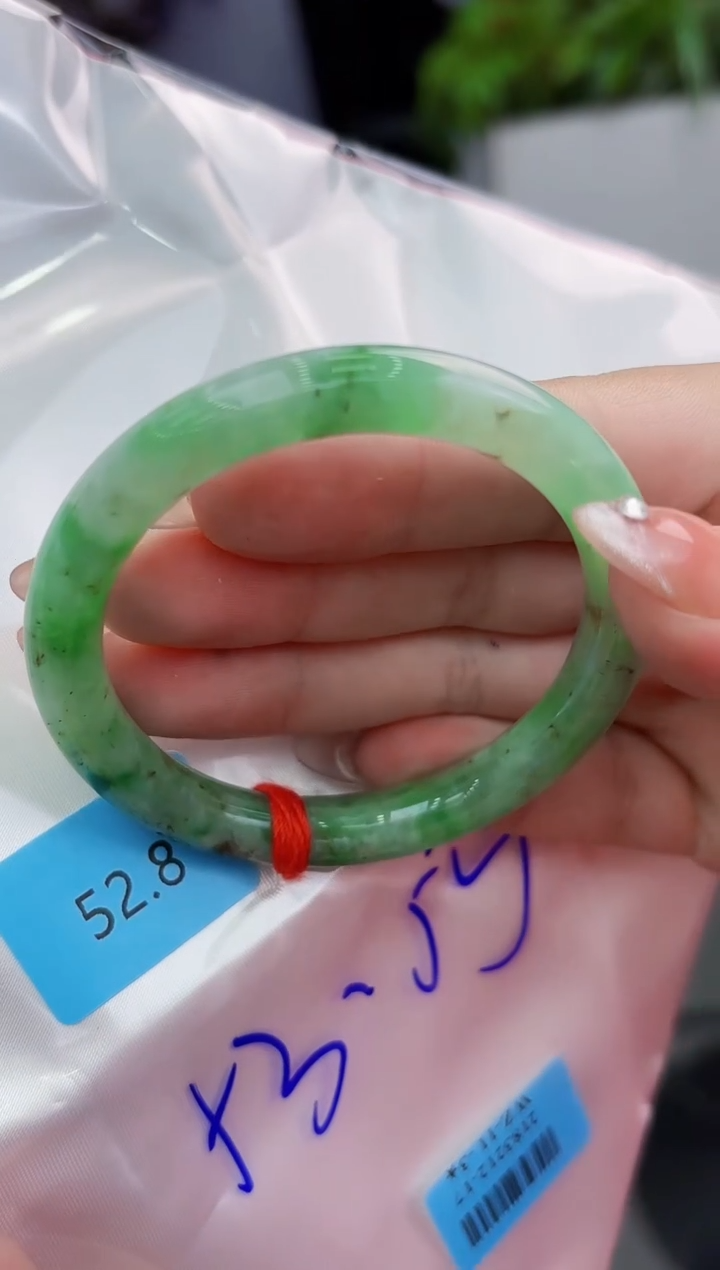 【闪购商品】翡翠手镯未镶嵌翡翠手镯