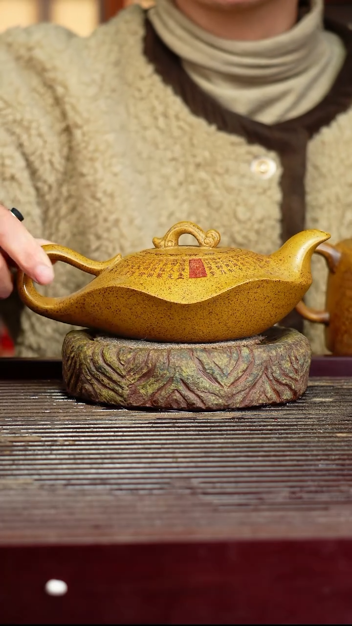 宜兴原矿紫砂壶茶壶宜兴原矿紫砂壶茶壶350C