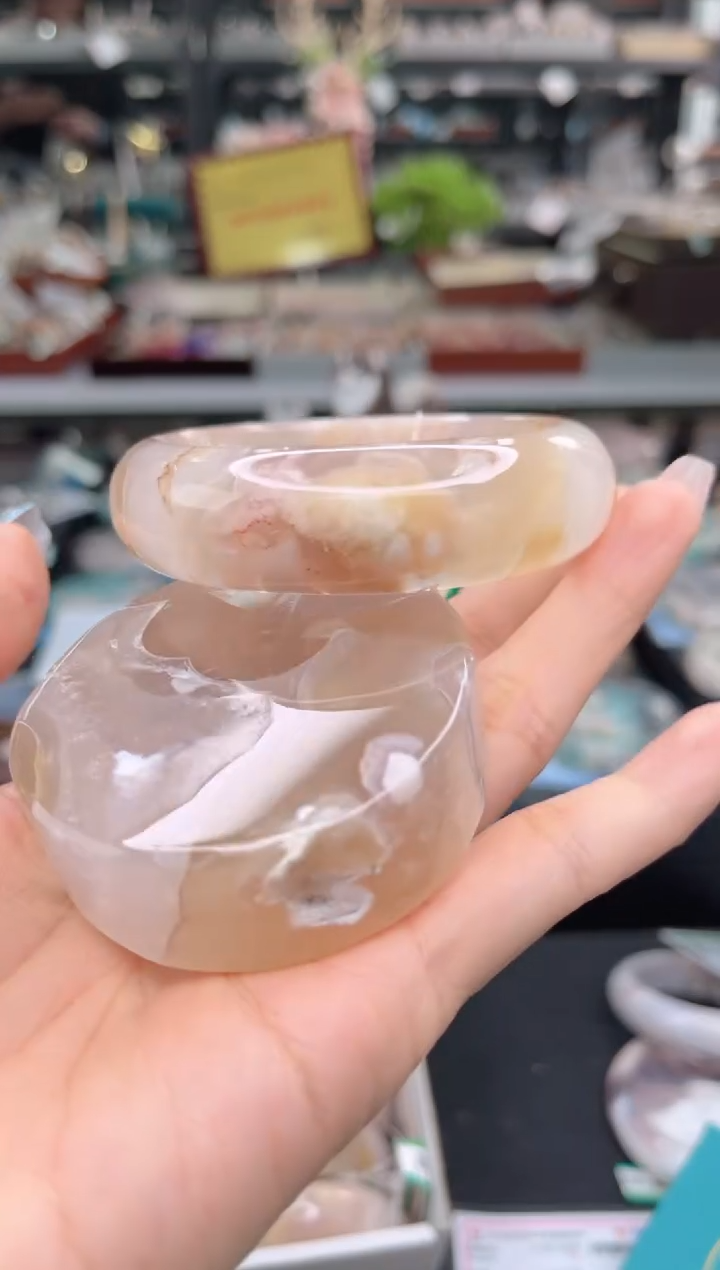 【闪购商品】石英质玉手镯未镶嵌58圈口（赠品镯心）1795679