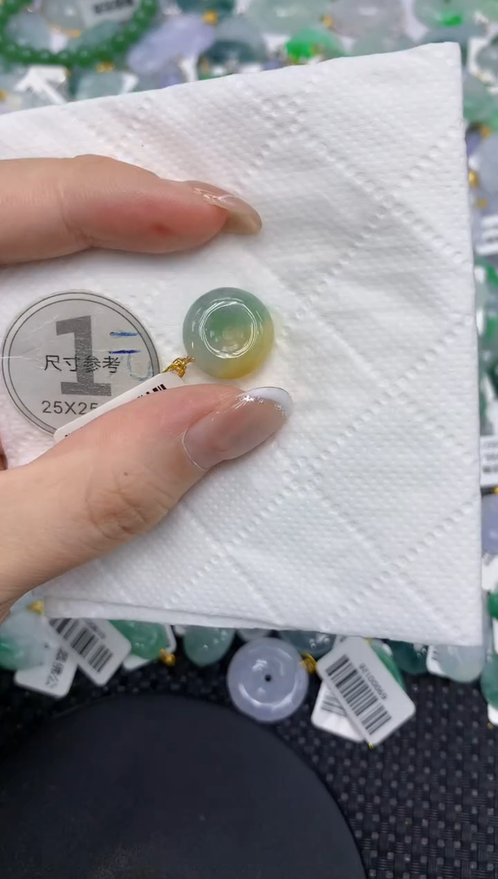 颈饰18K金镶嵌翡翠11111111