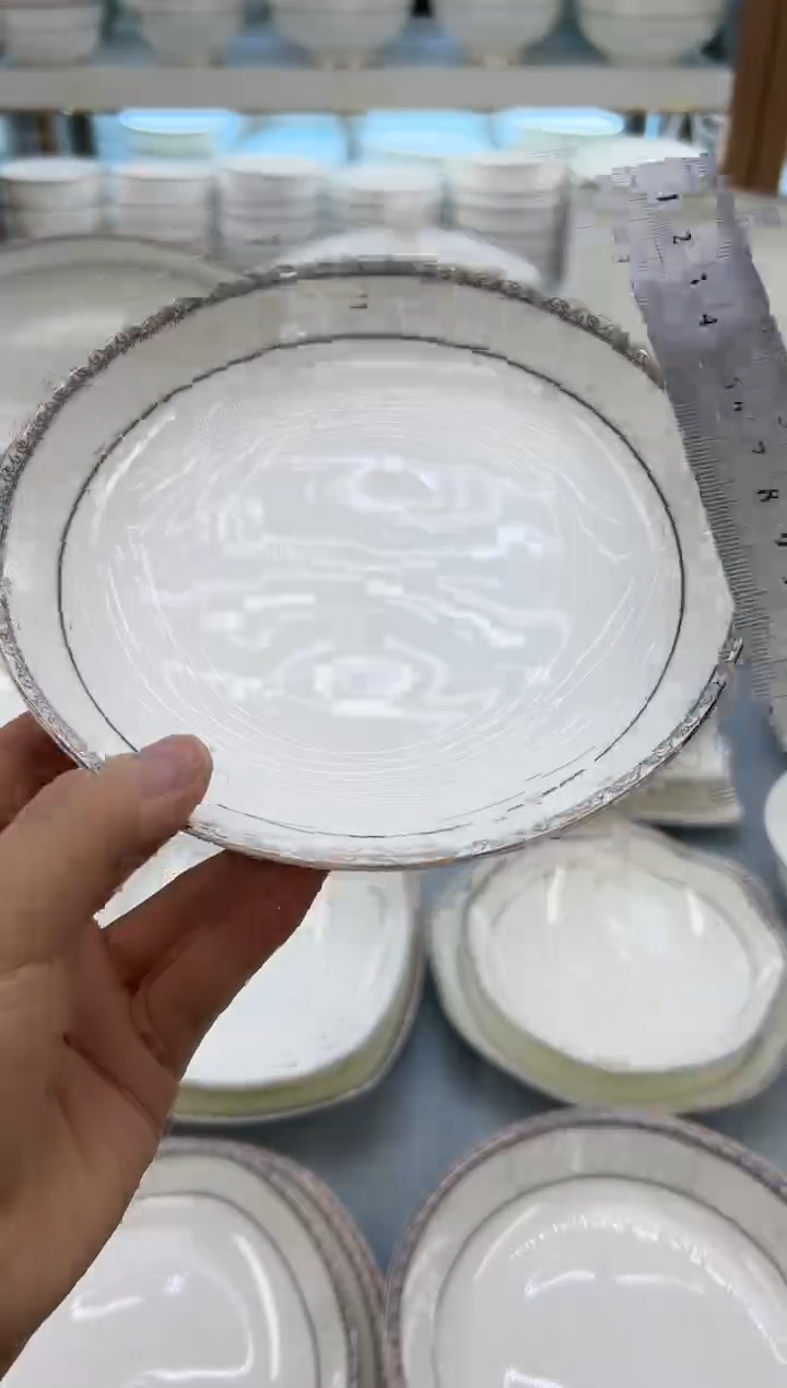 骨瓷玲珑7饭6个     