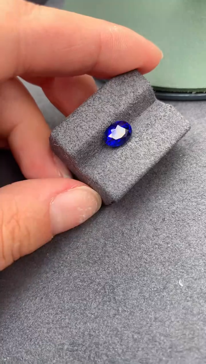 【闪购商品】蓝宝石裸石未镶嵌2ct皇家蓝