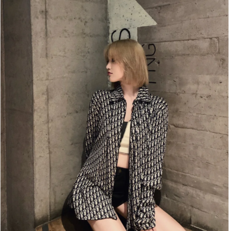 99新 DIOR/迪奥 积分-288/汤/P254216684/墨蓝满印衬衫外套 S码