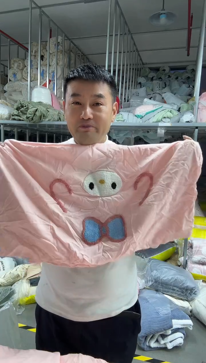 真丝真丝58  2米 棉四件套  毛巾绣