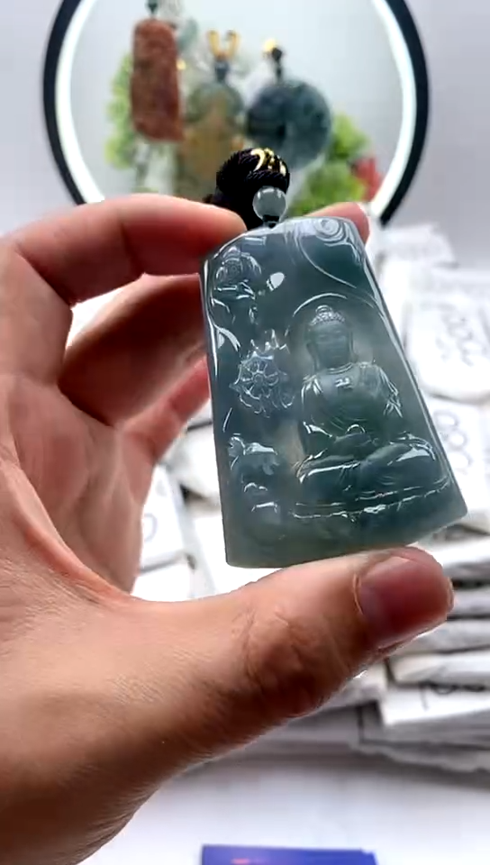 【闪购商品】翡翠颈饰未镶嵌阿弥陀佛