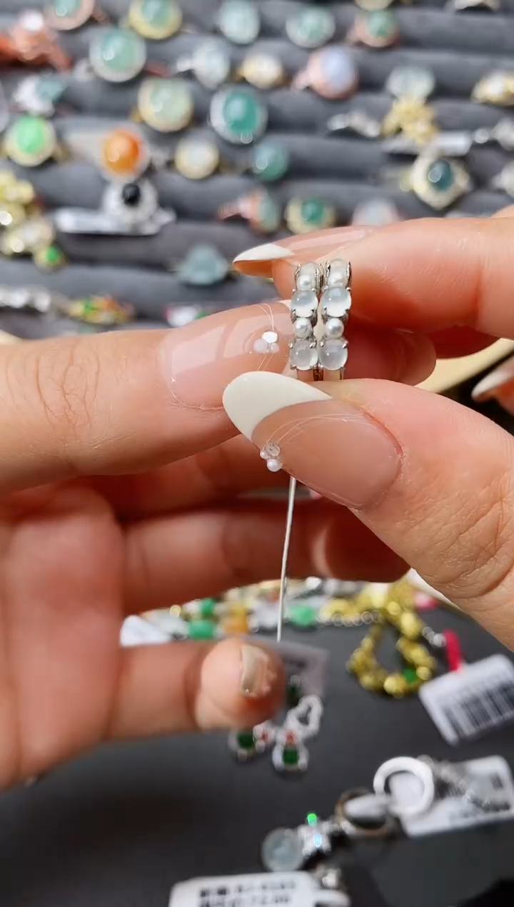 【闪购商品】翡翠戒指银S925镶嵌瑞丽市颜玉珠宝