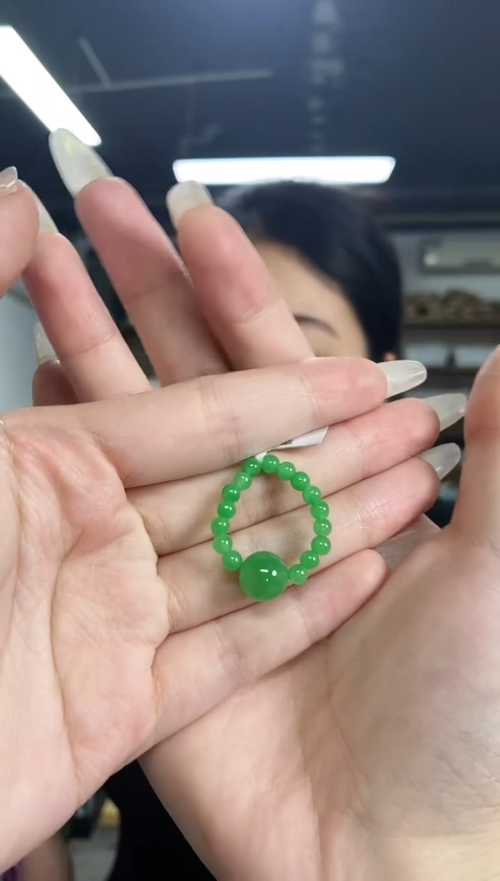翡翠戒指未镶嵌闪购链接多样性发其一颜色微差