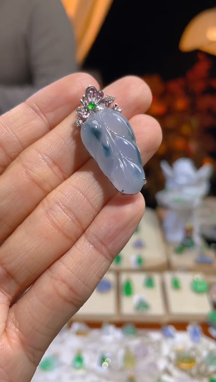 【闪购商品】翡翠颈饰18K金镶嵌假一赔三