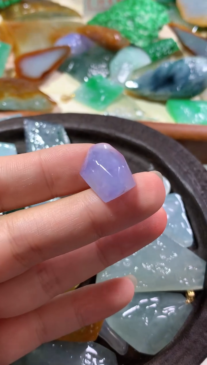 【闪购商品】定制翡翠未镶嵌雕刻