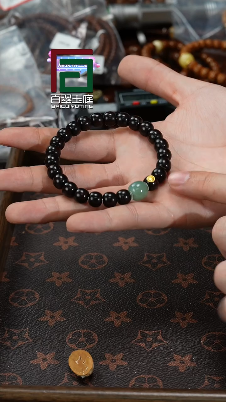 【闪购商品】紫金鼠手串3426红皮老料实心老型9+8小玉加标