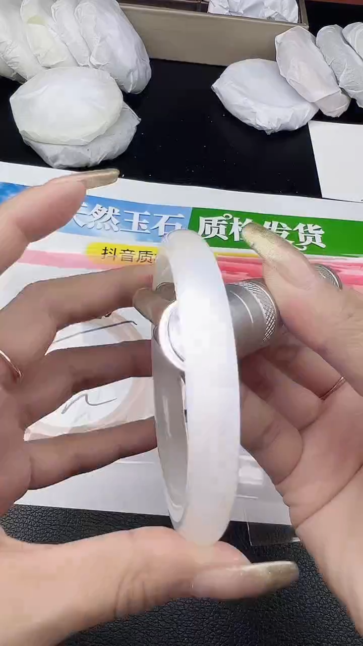 未镶嵌手镯石英质玉圈口 58 59