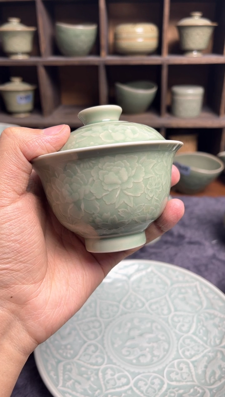 【闪购商品】微瑕口变形百花两才盖碗