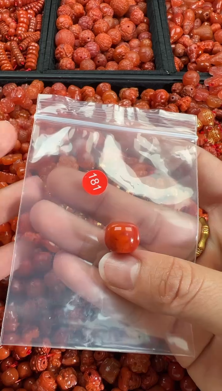 【闪购商品】南红玛瑙颈饰未镶嵌1