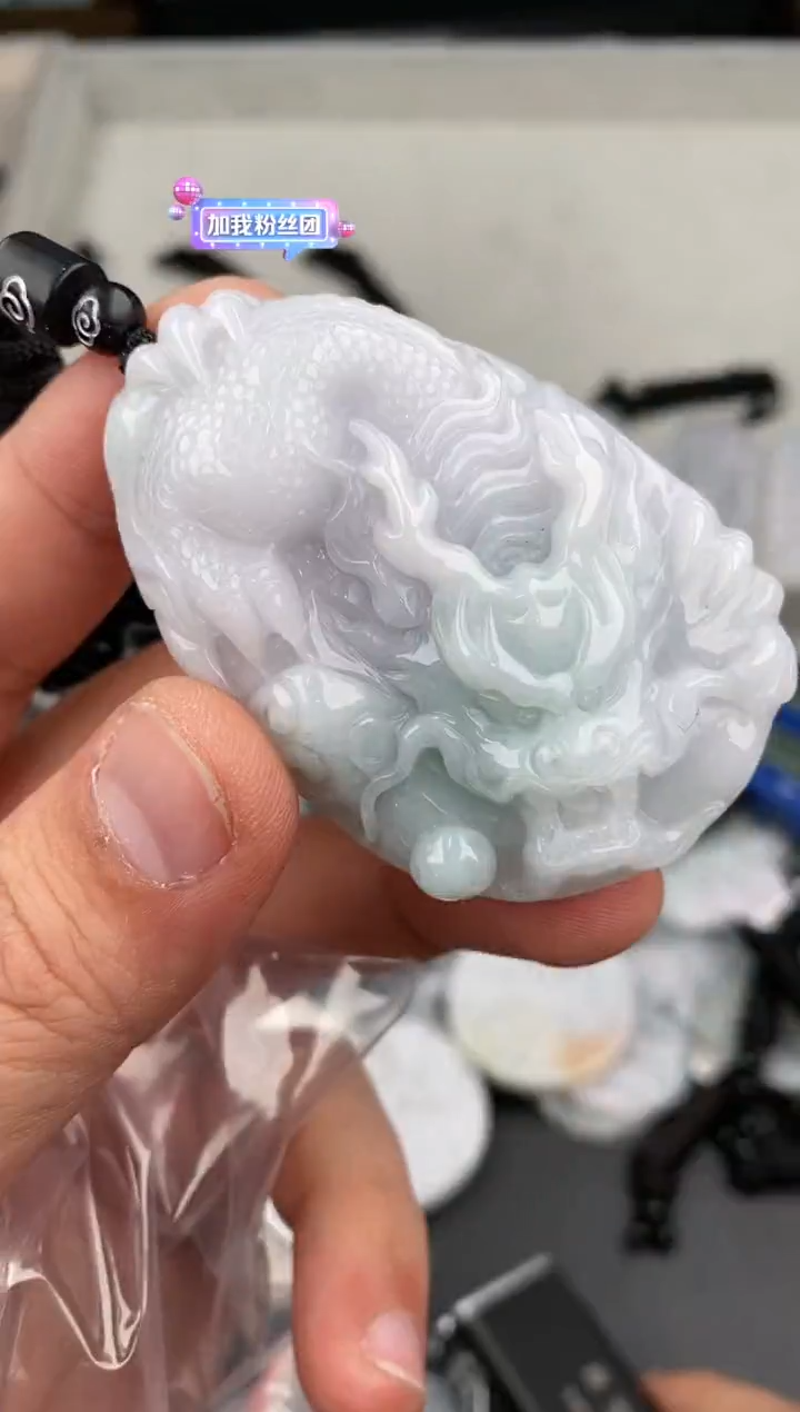 【闪购商品】翡翠颈饰未镶嵌  天然翡翠，一物一图