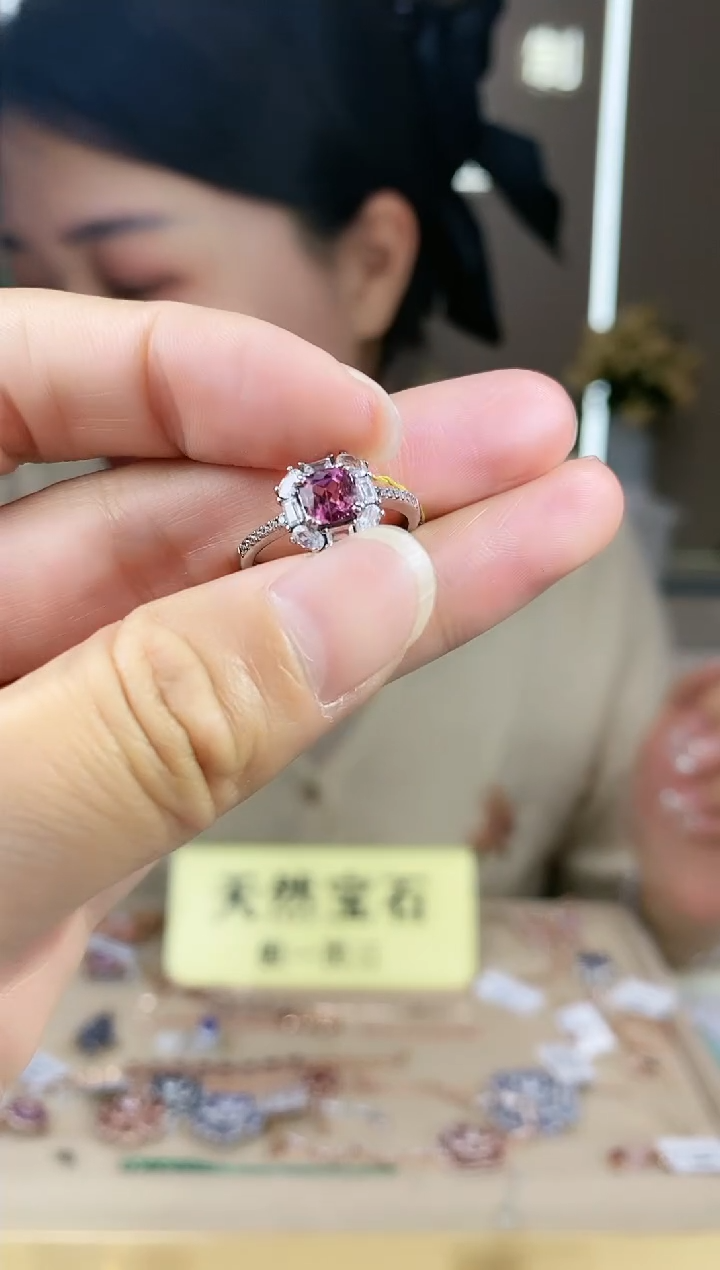 【闪购商品】碧玺手饰银S925镶嵌手饰