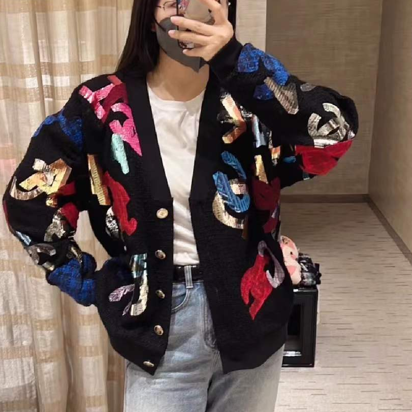 99新 Chanel/香奈儿 42/44码22A彩色字母logo黑色长袖开衫