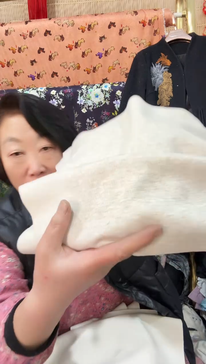 大码水洗羊绒燕麦色弯刀裤裁片一条097