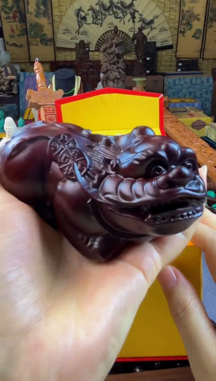 檀香紫檀（小叶紫檀）貔貅