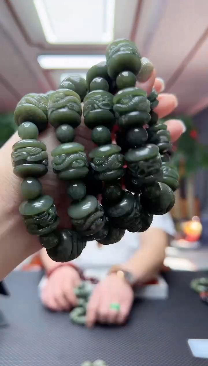 【闪购商品】和田玉手串未镶嵌龙柱/多样性发货其中发一
