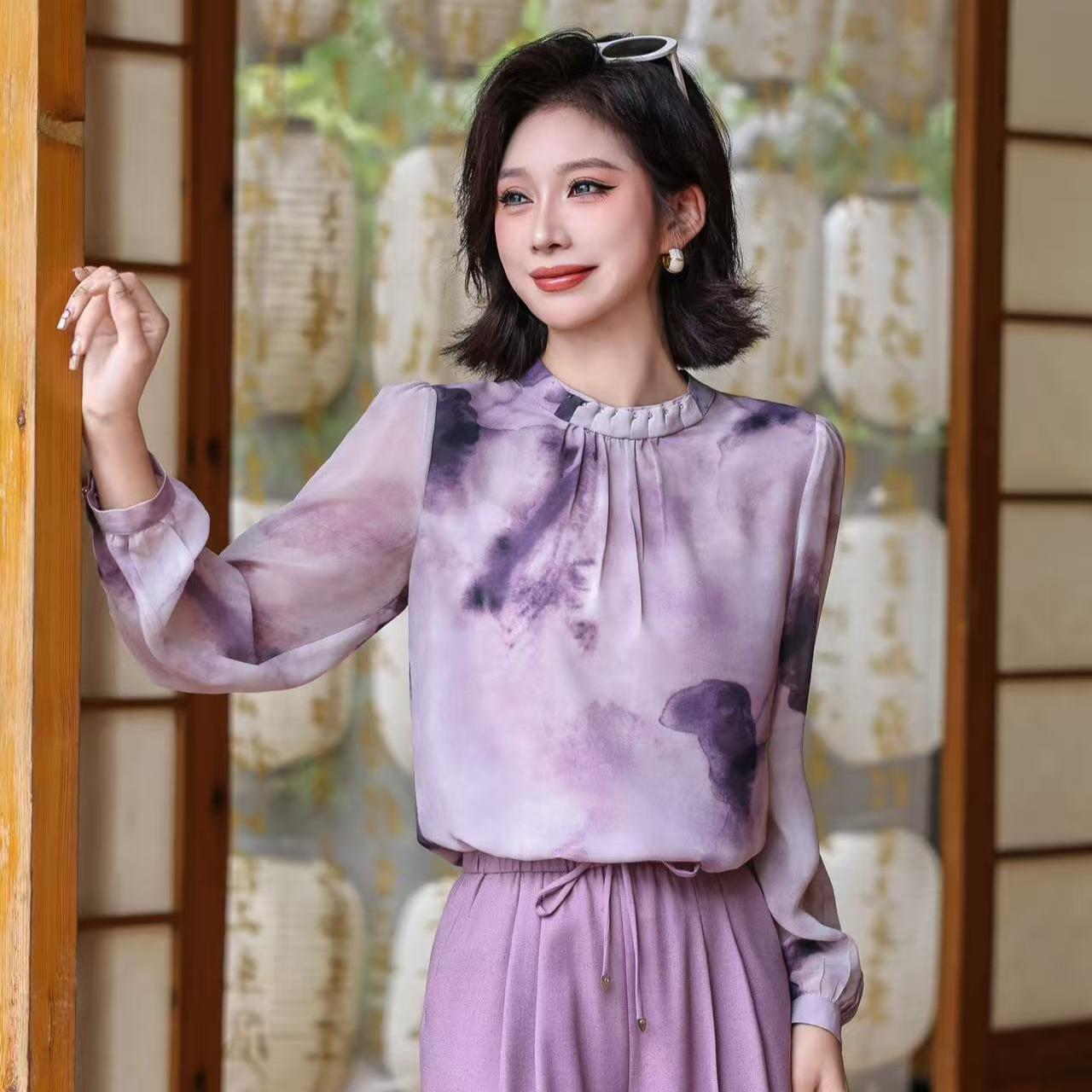 新品碎花显瘦百搭上衣欧货大牌气质优雅立领时尚衬衫洋气衬衣