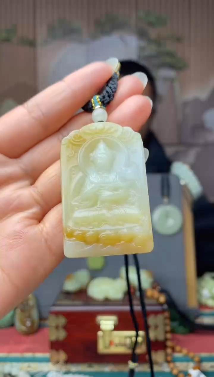 颈饰未镶嵌和田玉幸**人拍一发一