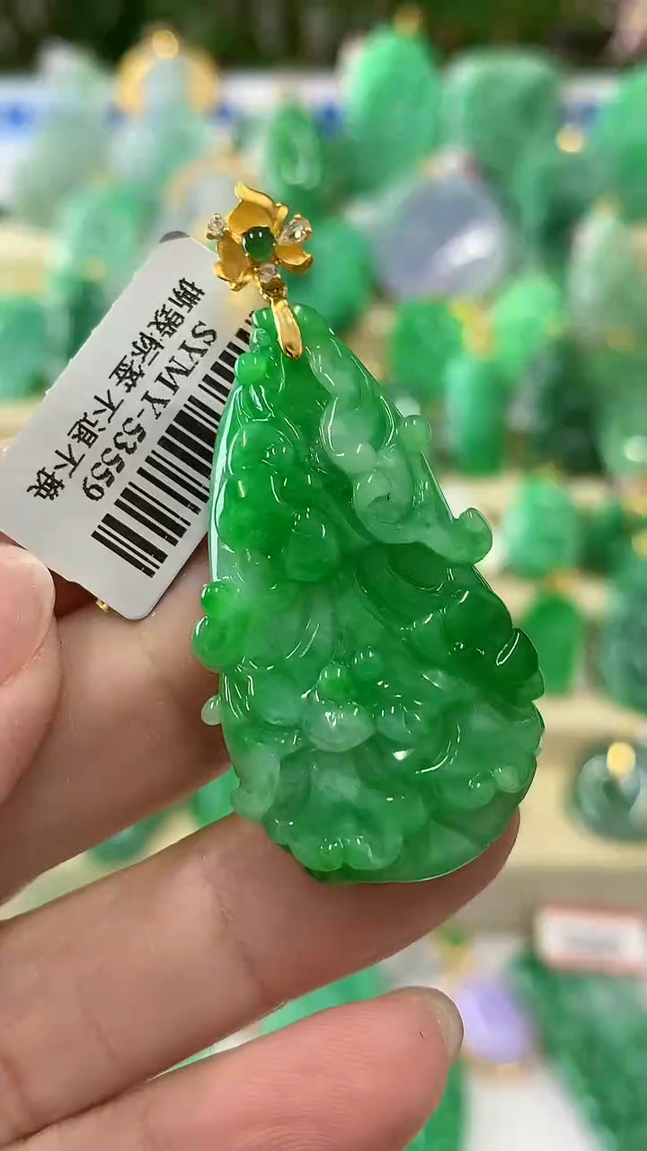 【闪购商品】翡翠颈饰18K金镶嵌挂件