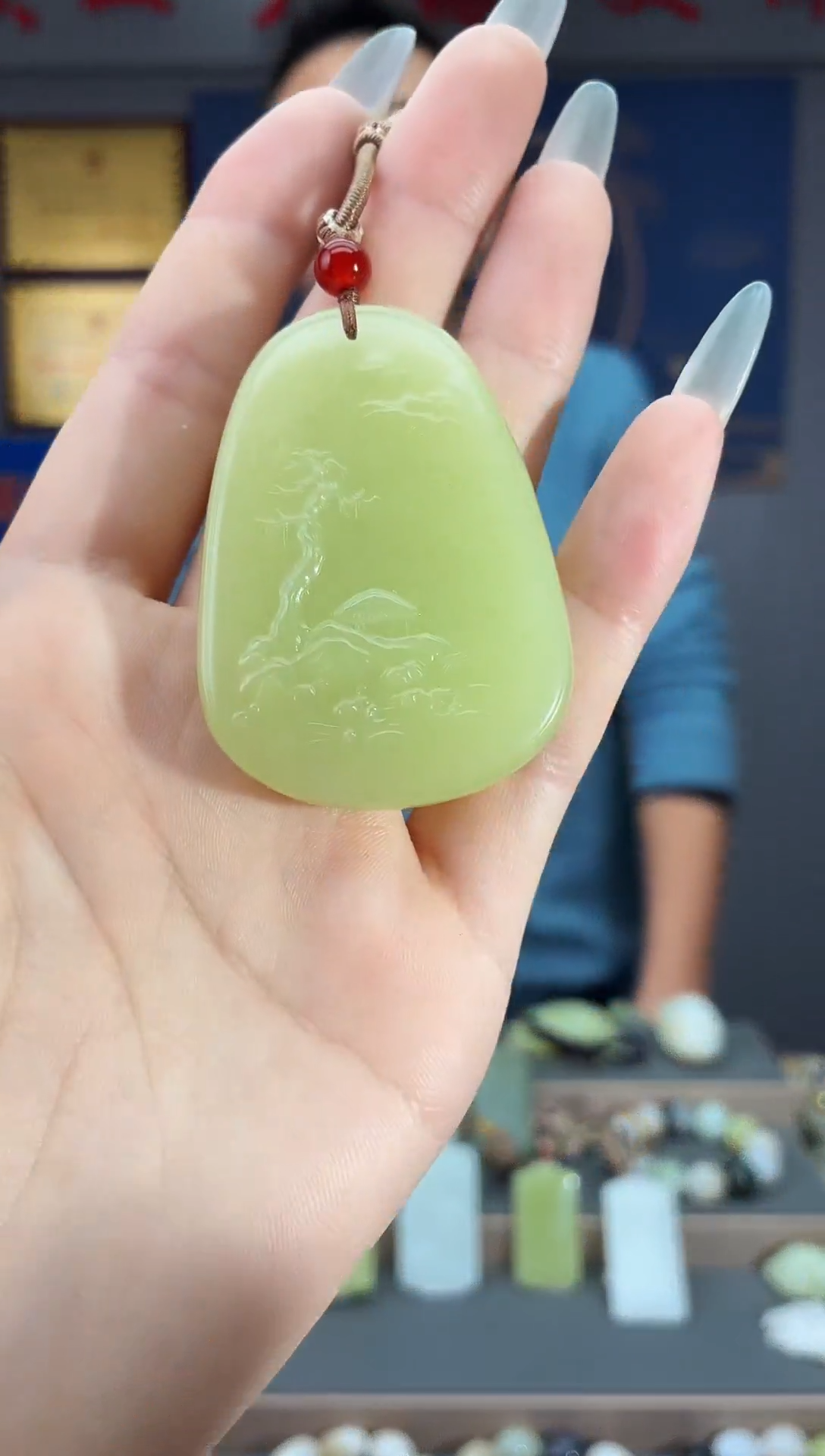 颈饰未镶嵌和田玉1