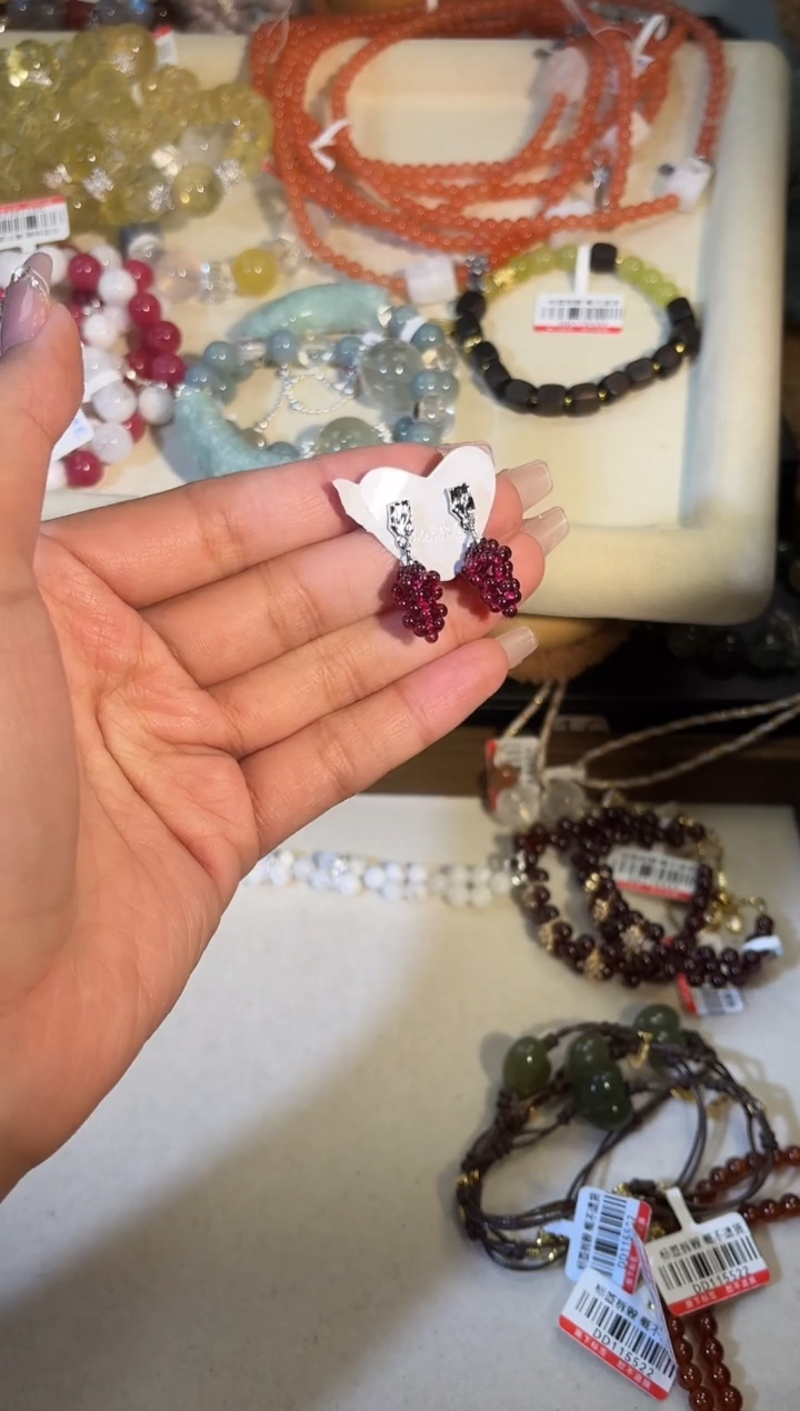 银S925镶嵌耳钉石榴石k231多样性发货一件