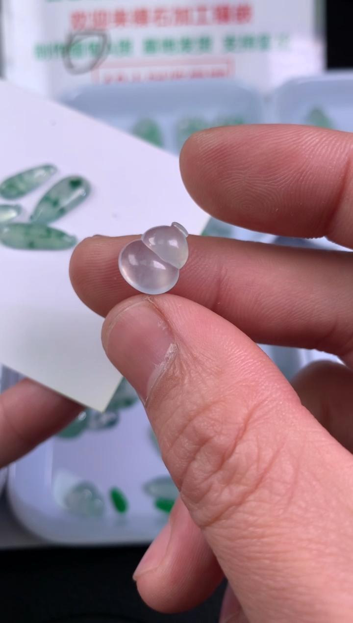 【闪购商品】定制翡翠未镶嵌葫芦