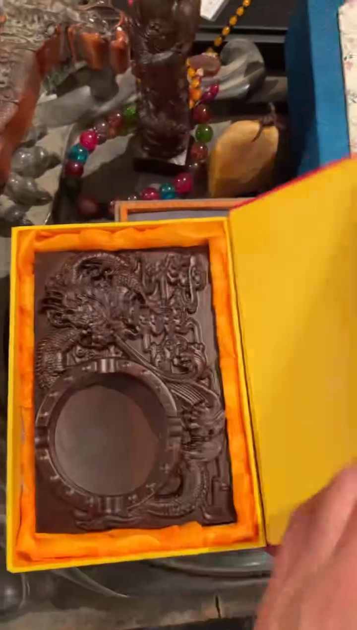 【闪购商品】一一一一一一龙烟缸