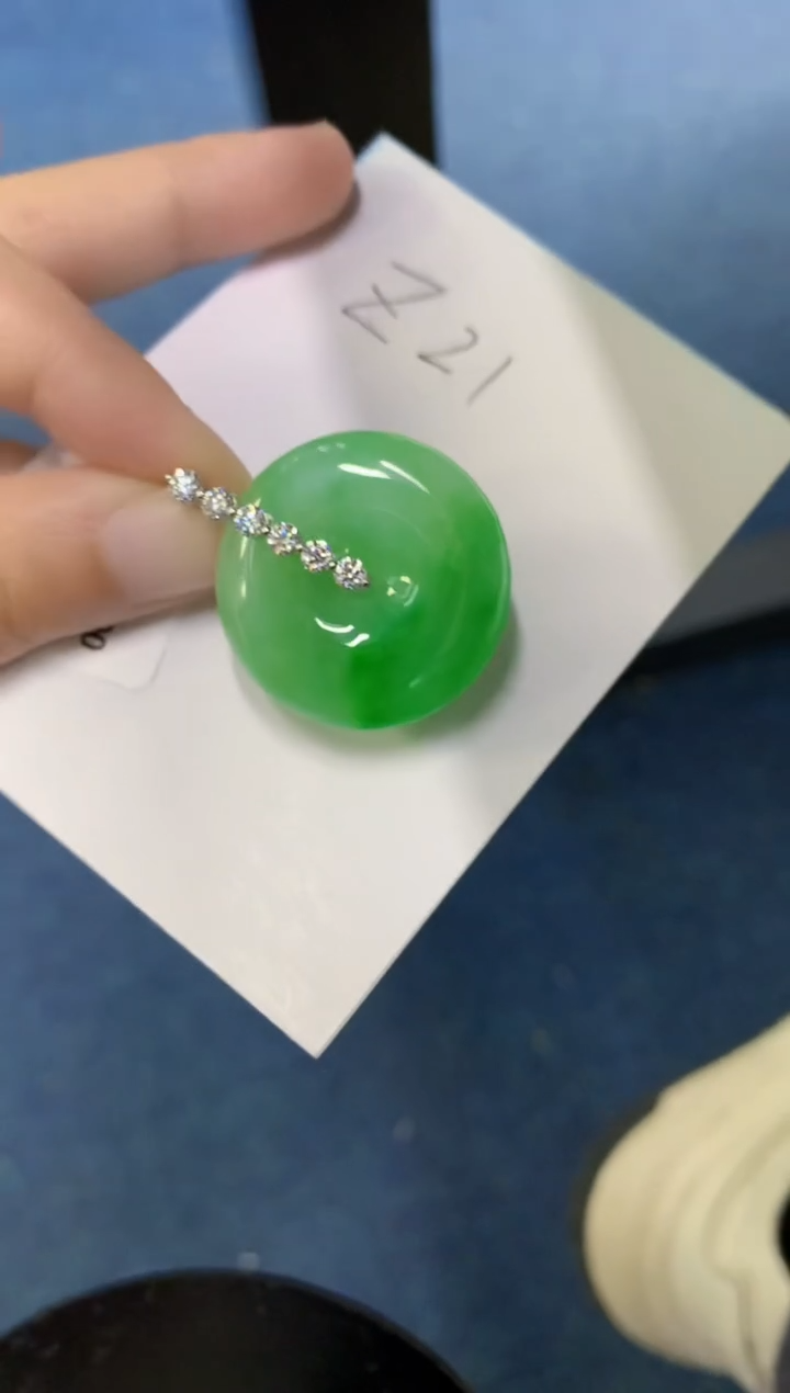 【闪购商品】翡翠颈饰18K金镶嵌000000000