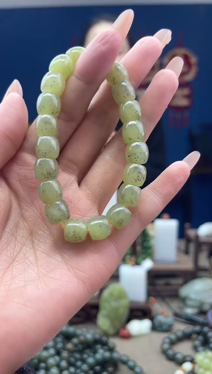 【闪购商品】和田玉颈饰未镶嵌1