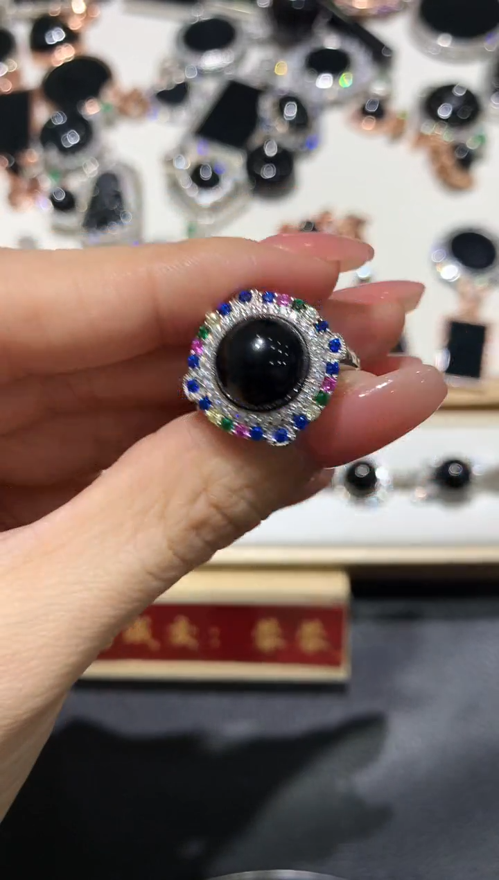 【闪购商品】翡翠吊坠(不含链)银S925镶嵌55多人多样性随机发货1件