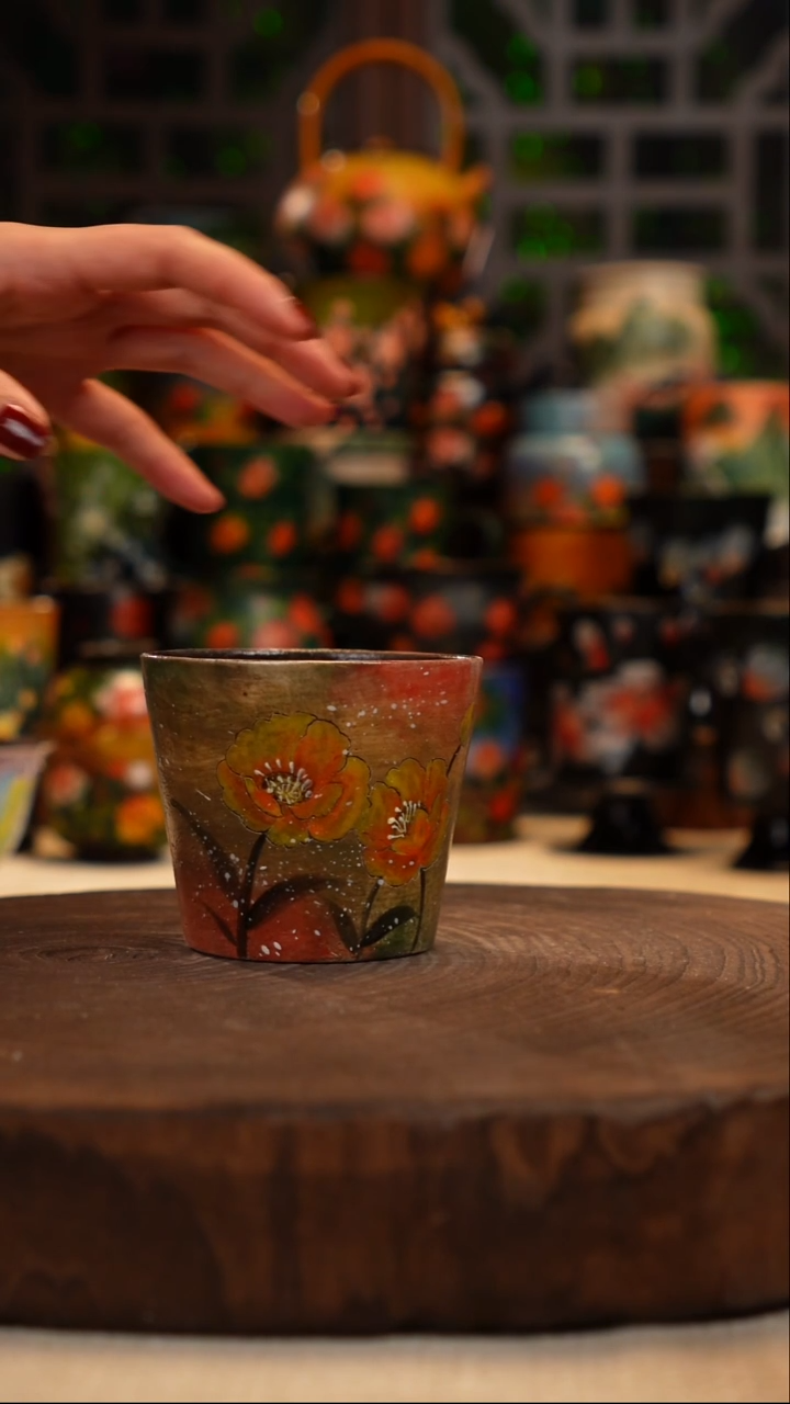 油画   釉下彩   杯子