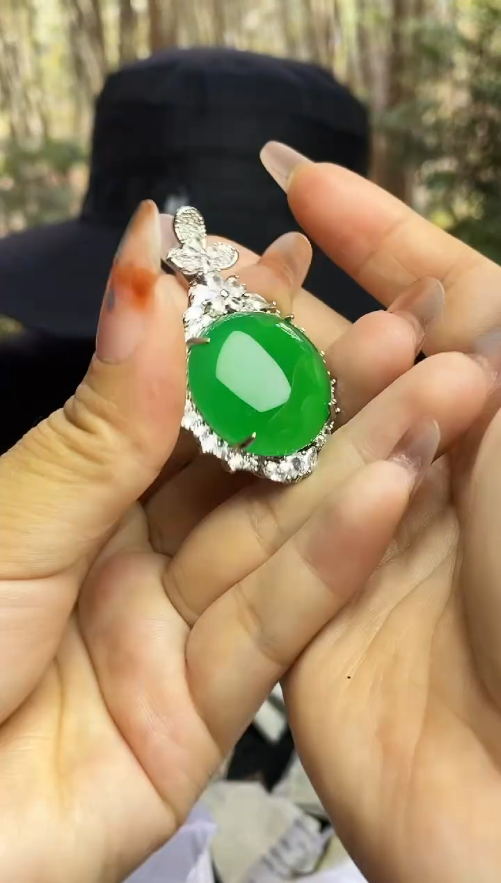 满色吊坠 所见即所得！！