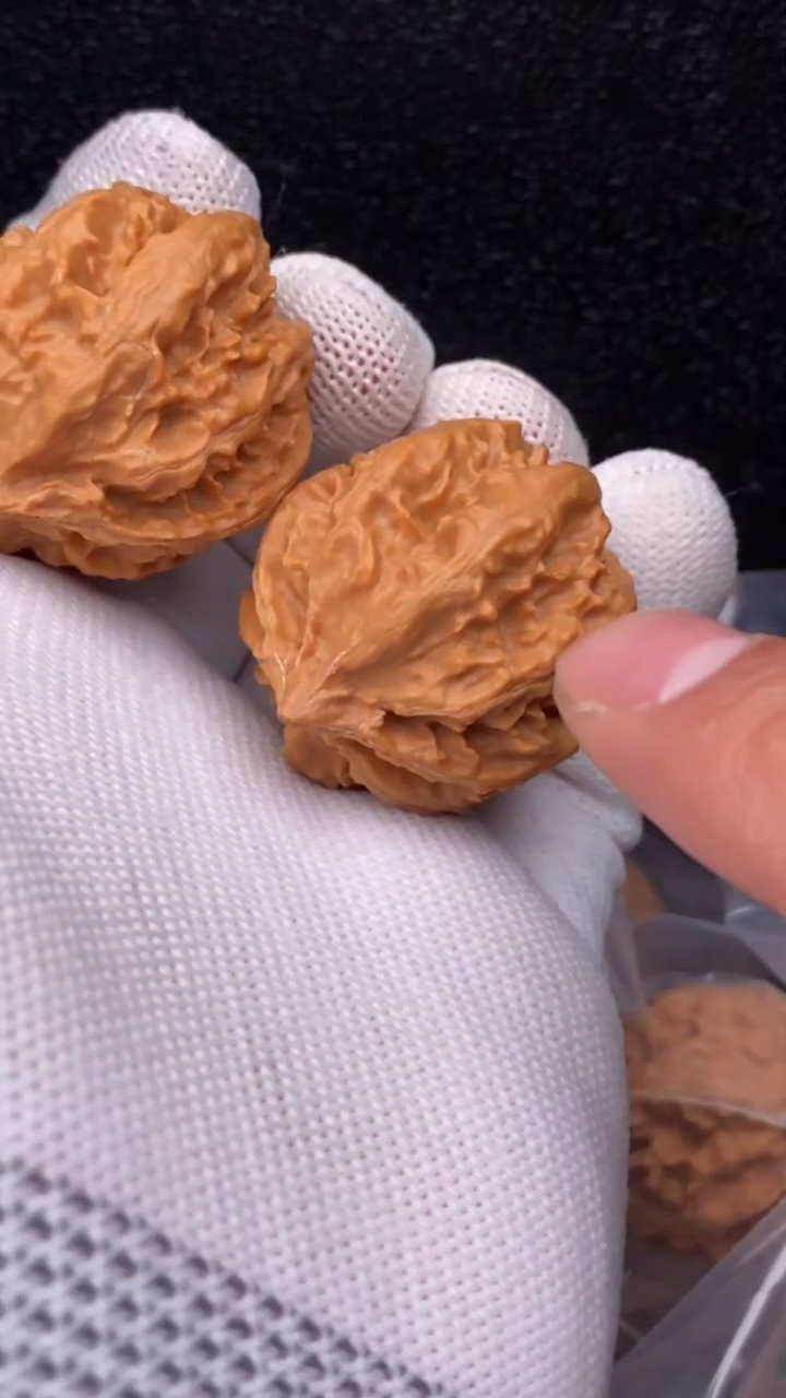 【闪购商品】文玩核桃把件霸王龙