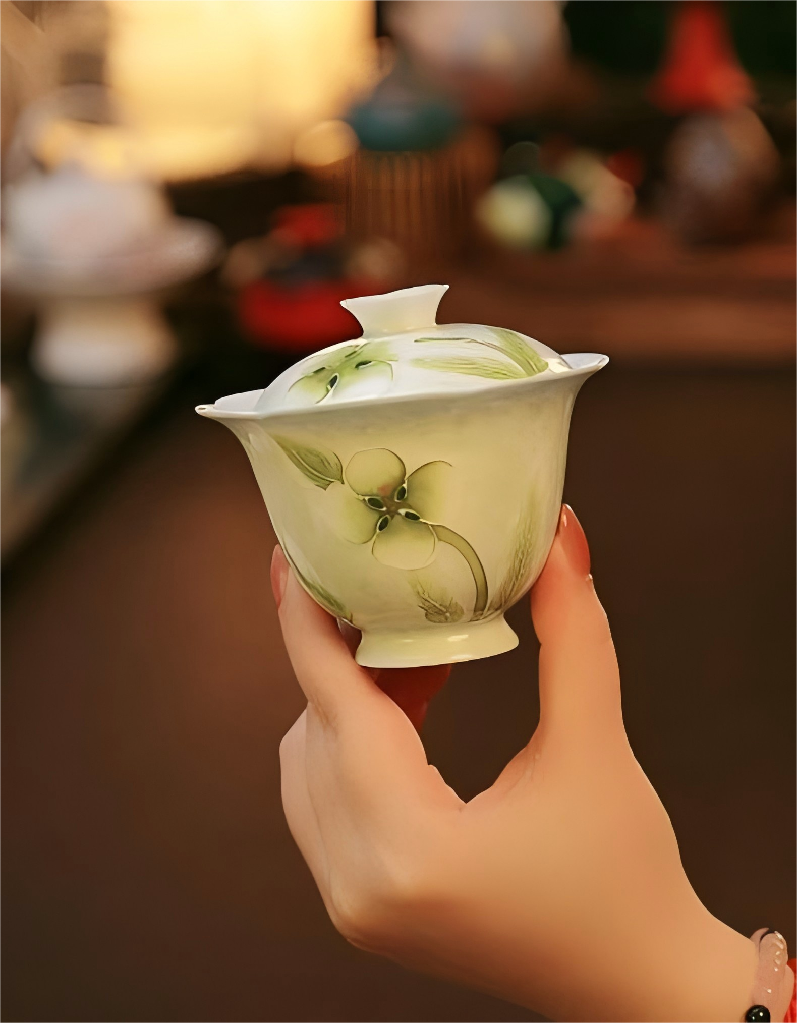 见喜全手绘釉下彩堆绘青云茶斋陶瓷茶具高足花口二才盖碗