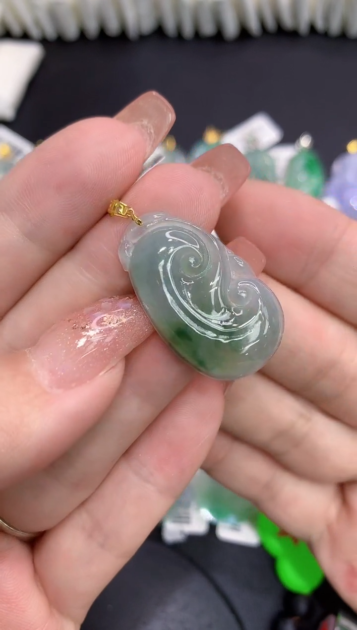 吊坠(不含链)18K金镶嵌翡翠111