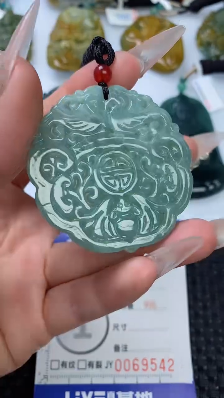 【闪购商品】翡翠颈饰未镶嵌1111111111111111