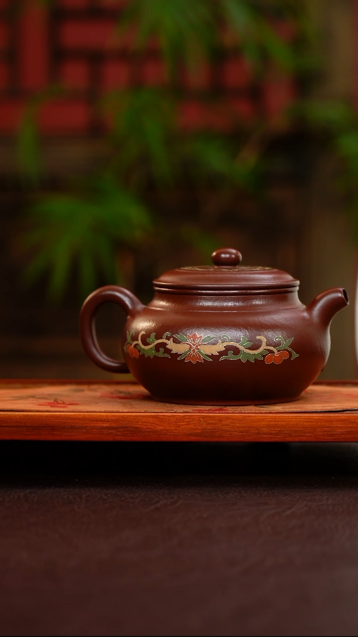 茶壶紫砂三*柜紫袍玉砂双线仿古嵌银