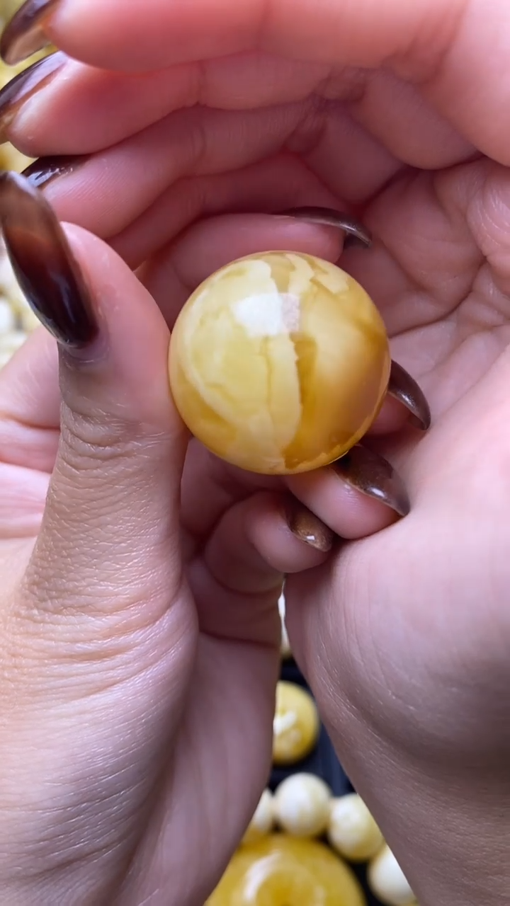 【闪购商品】琥珀裸石未镶嵌蜜蜡033