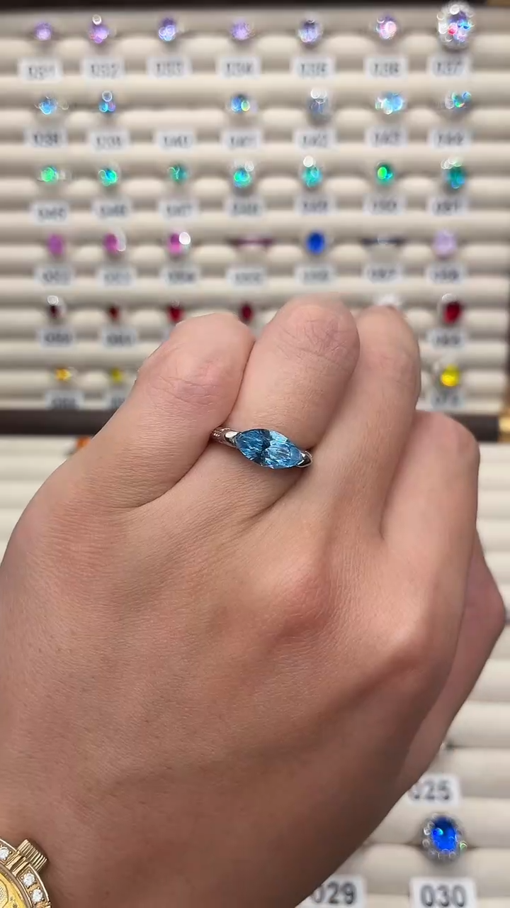 1海蓝宝石（处理）26585