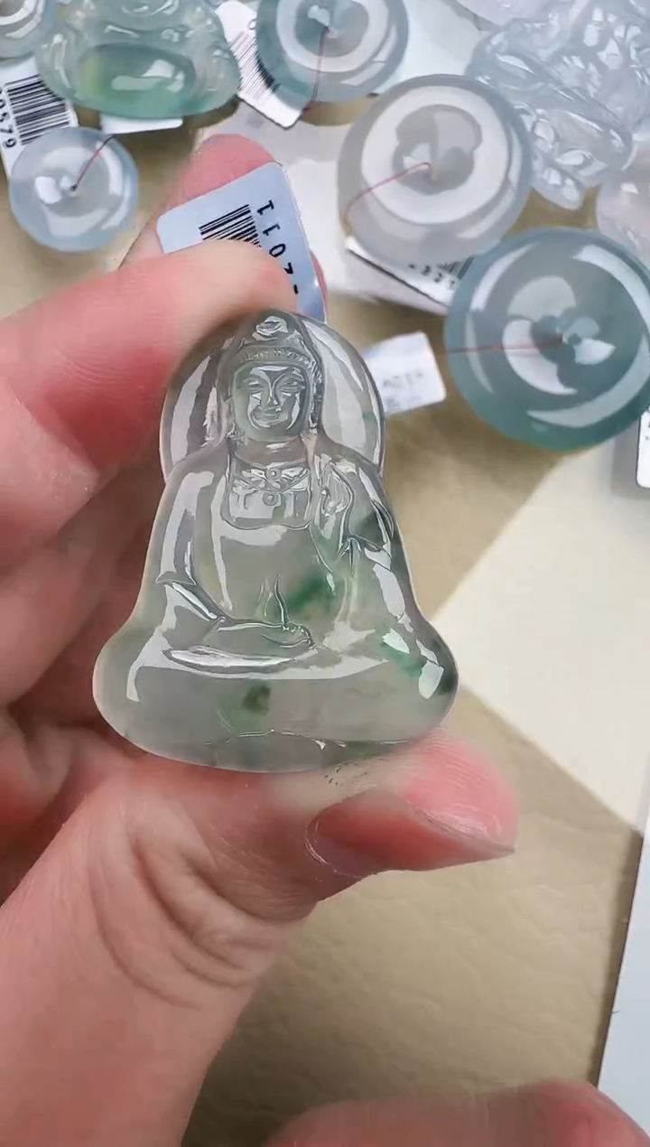 翡翠未镶嵌颈饰缅甸翡翠a货