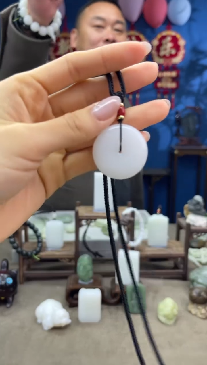 【闪购商品】和田玉颈饰未镶嵌1