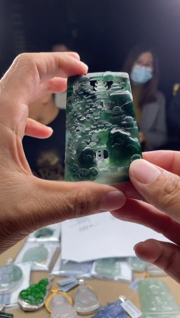 【闪购商品】定制翡翠未镶嵌            3914