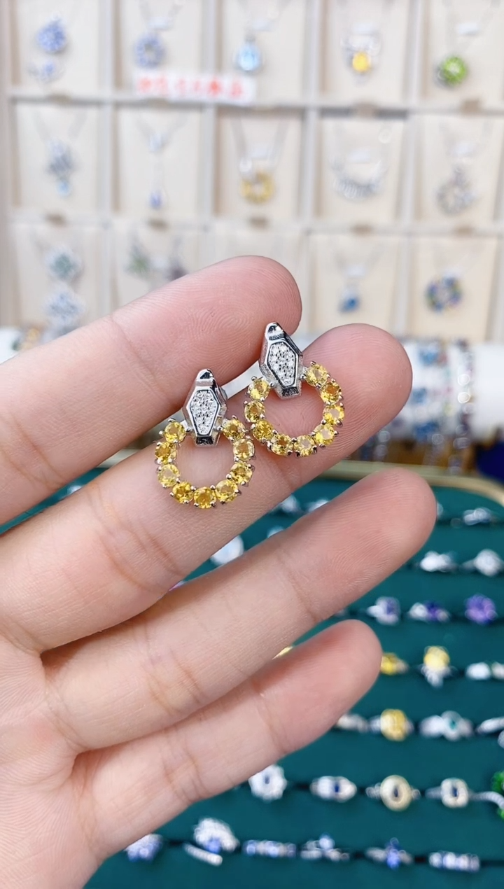 【闪购商品】黄晶耳钉银S925镶嵌带证书