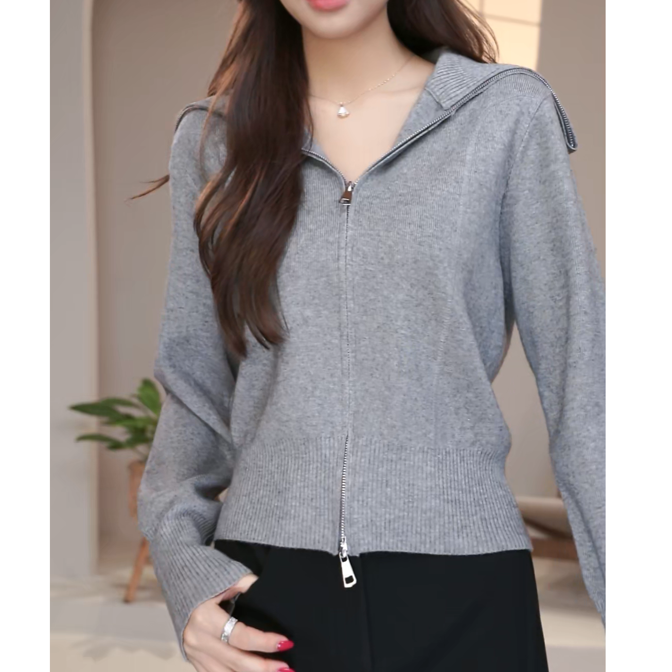 SANI秋冬V领毛衣针织衫纯色69D113MY0301