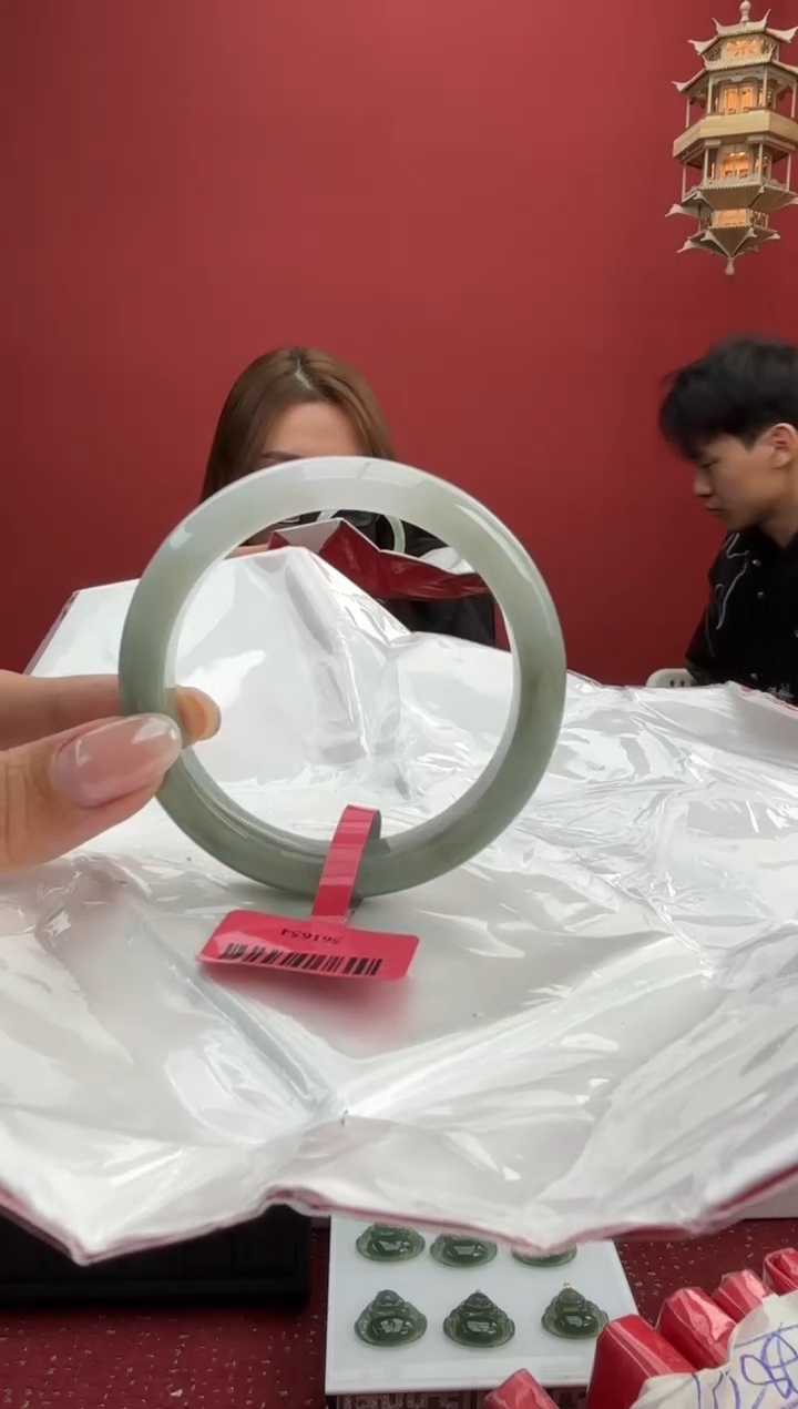 【闪购商品】翡翠手镯未镶嵌2手镯