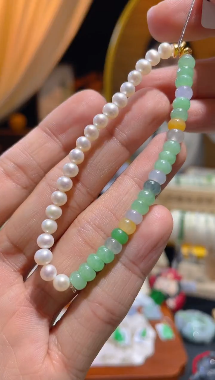 【闪购商品】翡翠颈饰足金镶嵌假一赔三